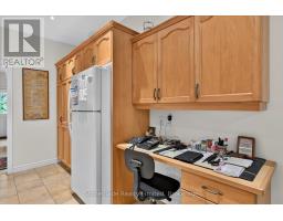 Sunroom - 761 Cedarhurst Drive, Selwyn, ON K9J0C5 Photo 13
