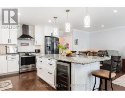 9 AMBERWOOD COURT