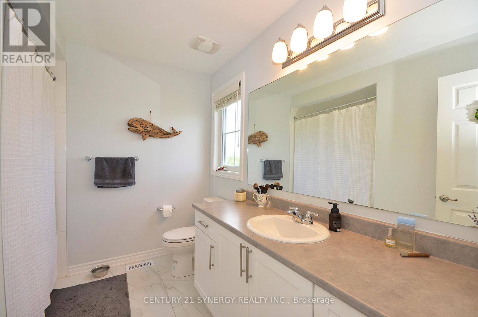 114 UNITY PLACE - 26