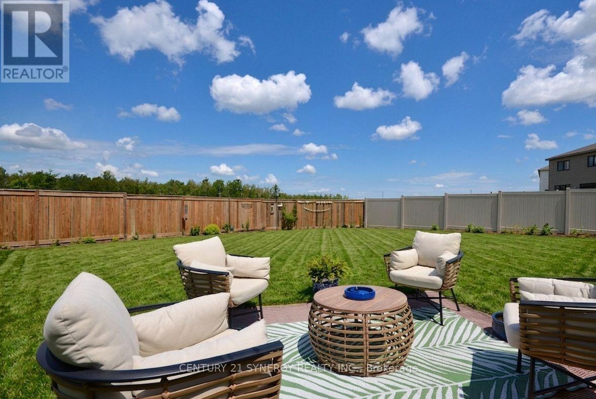 114 UNITY PLACE - 29