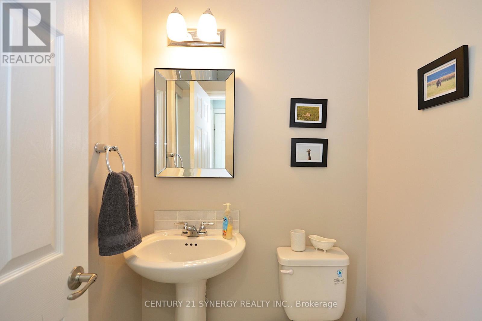 114 UNITY PLACE - 4