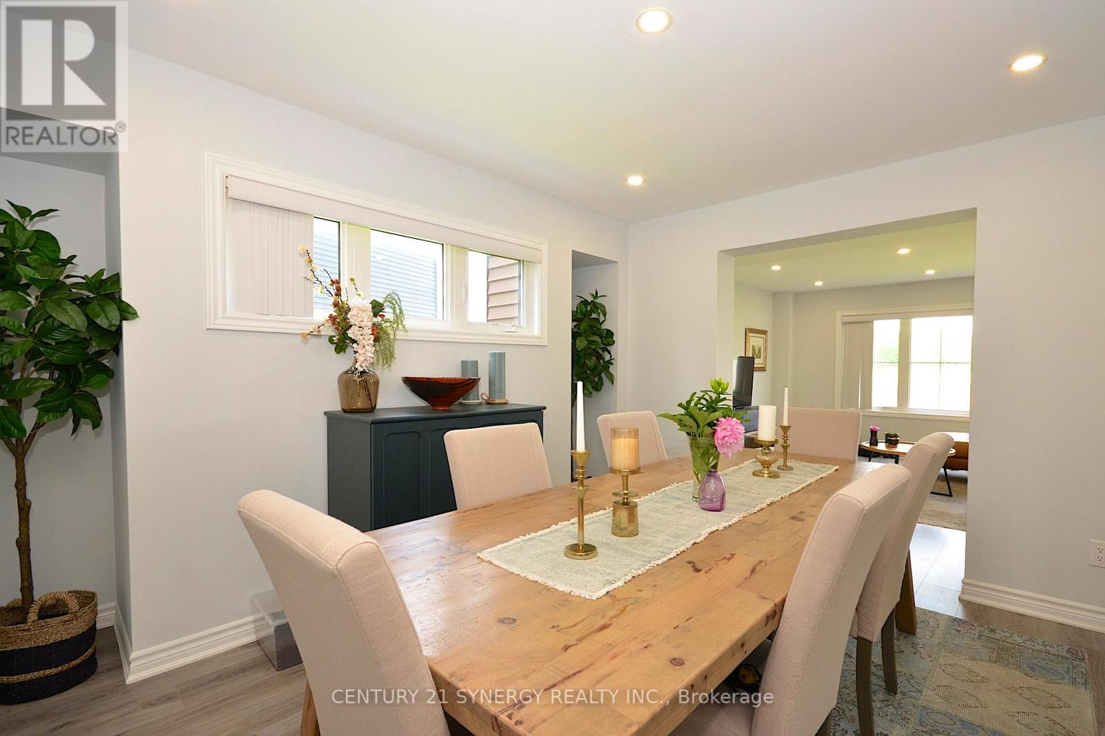 114 UNITY PLACE - 6