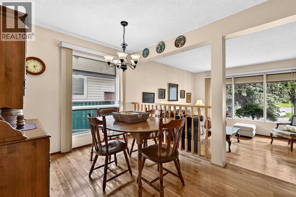 296 Templeton Circle NE — photo 10