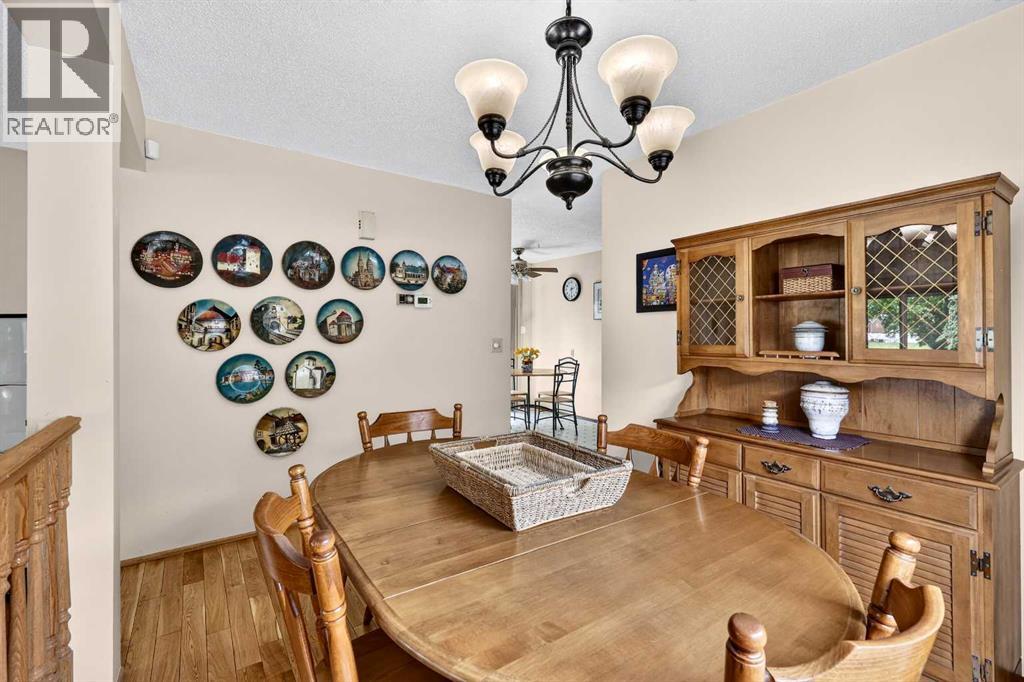 296 Templeton Circle NE — photo 11