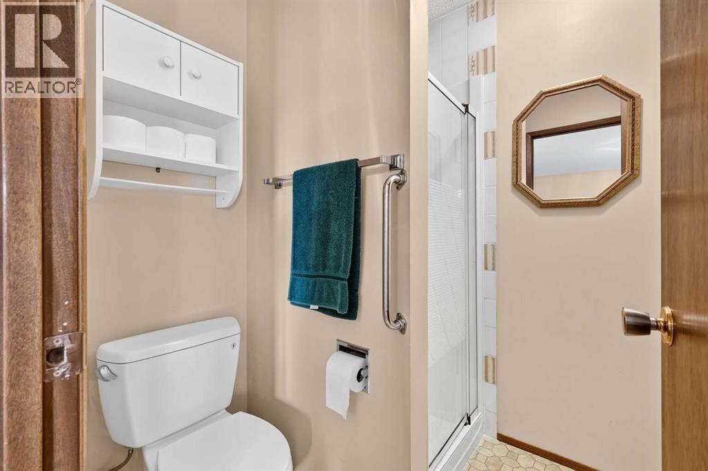 296 Templeton Circle NE — photo 32