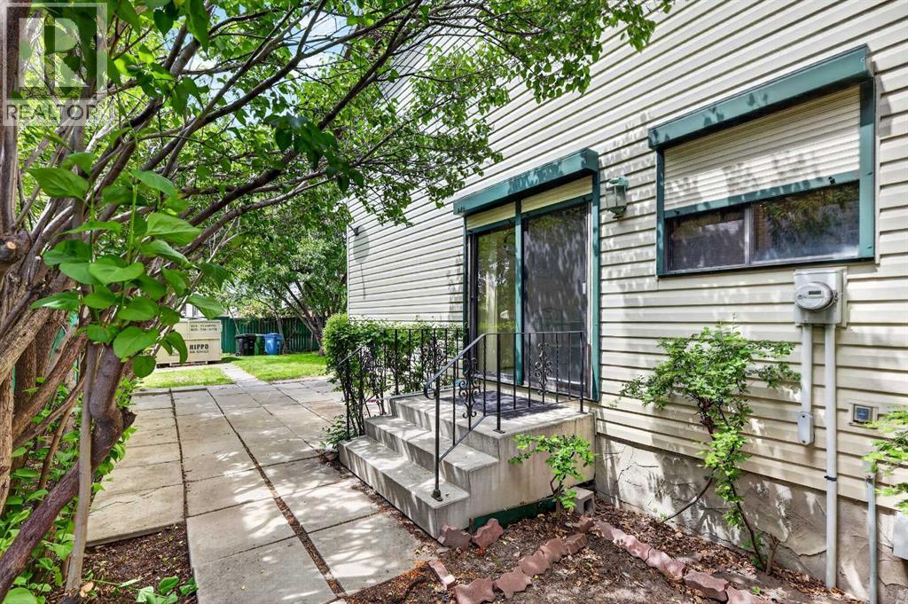 296 Templeton Circle NE — photo 44