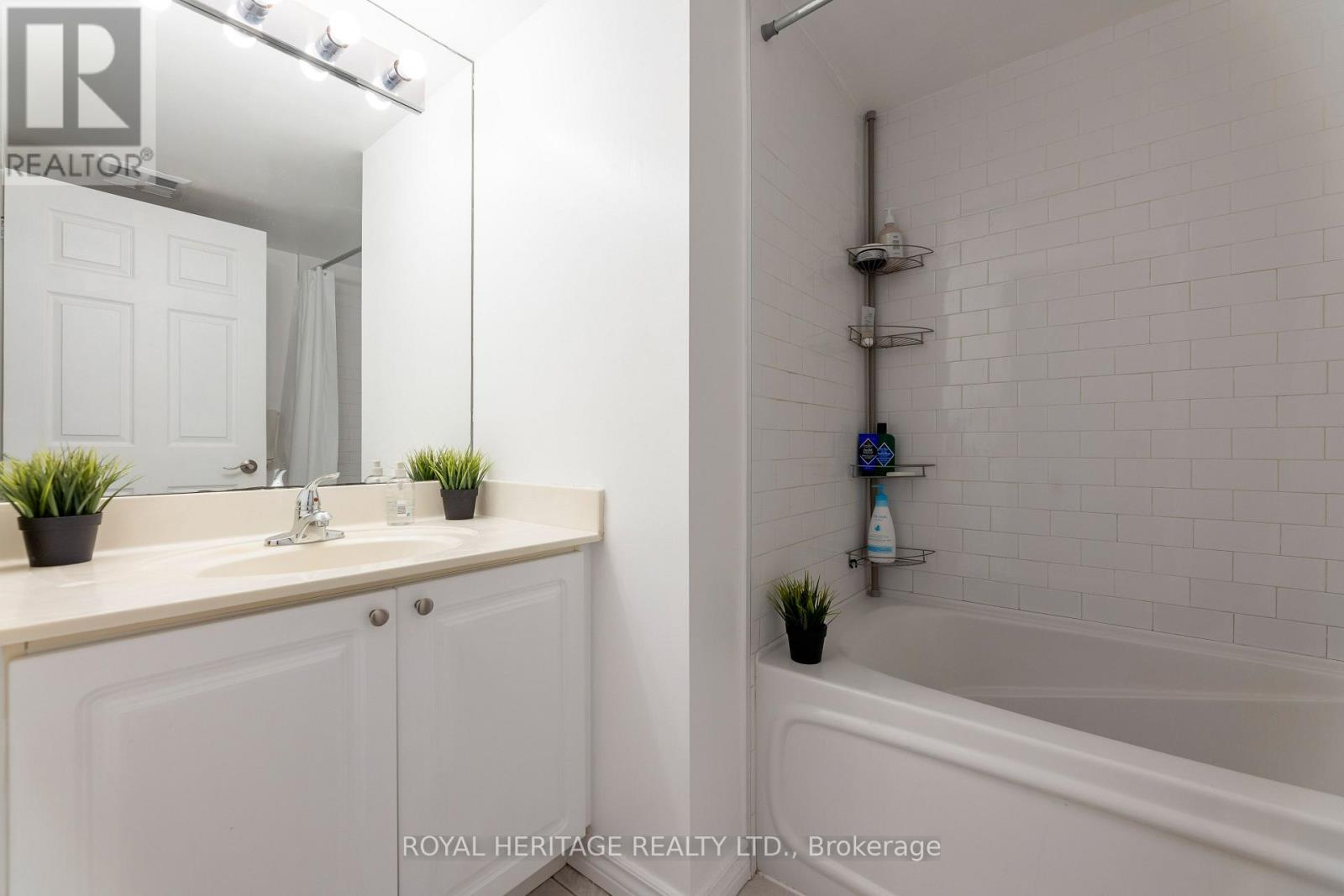 #211 188 REDPATH AVENUE - 17
