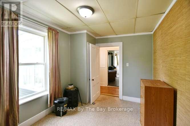 11 EDWARD STREET W - 17