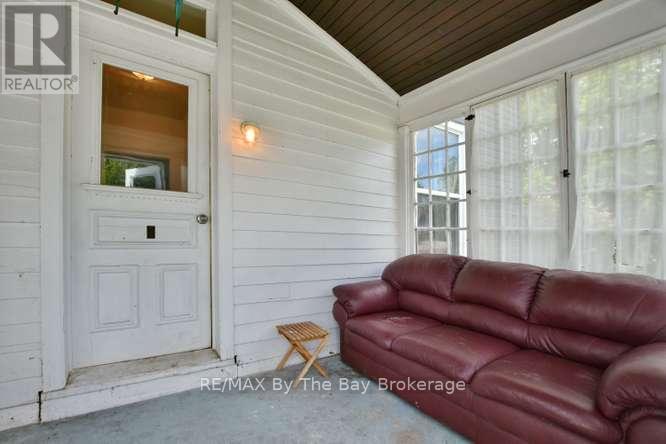 11 EDWARD STREET W - 20