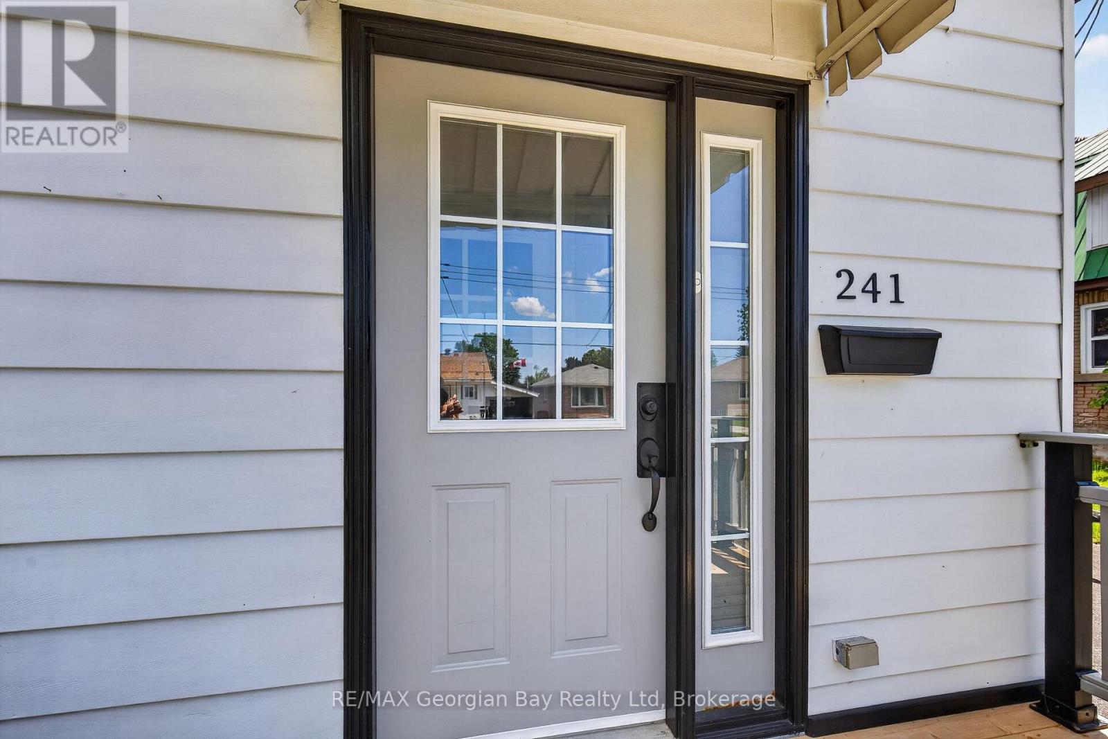 241 DONALDA STREET - 2