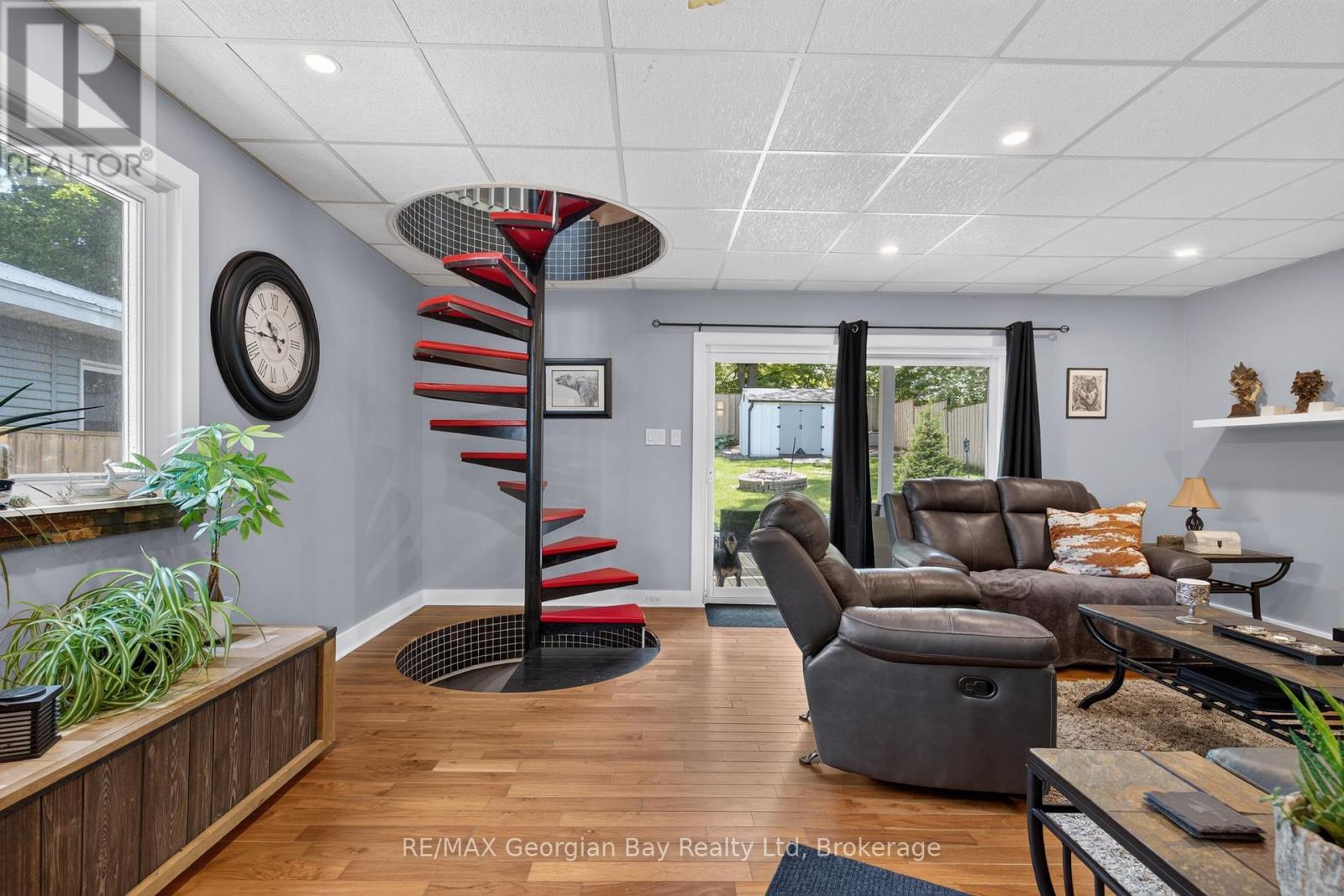 241 DONALDA STREET - 9