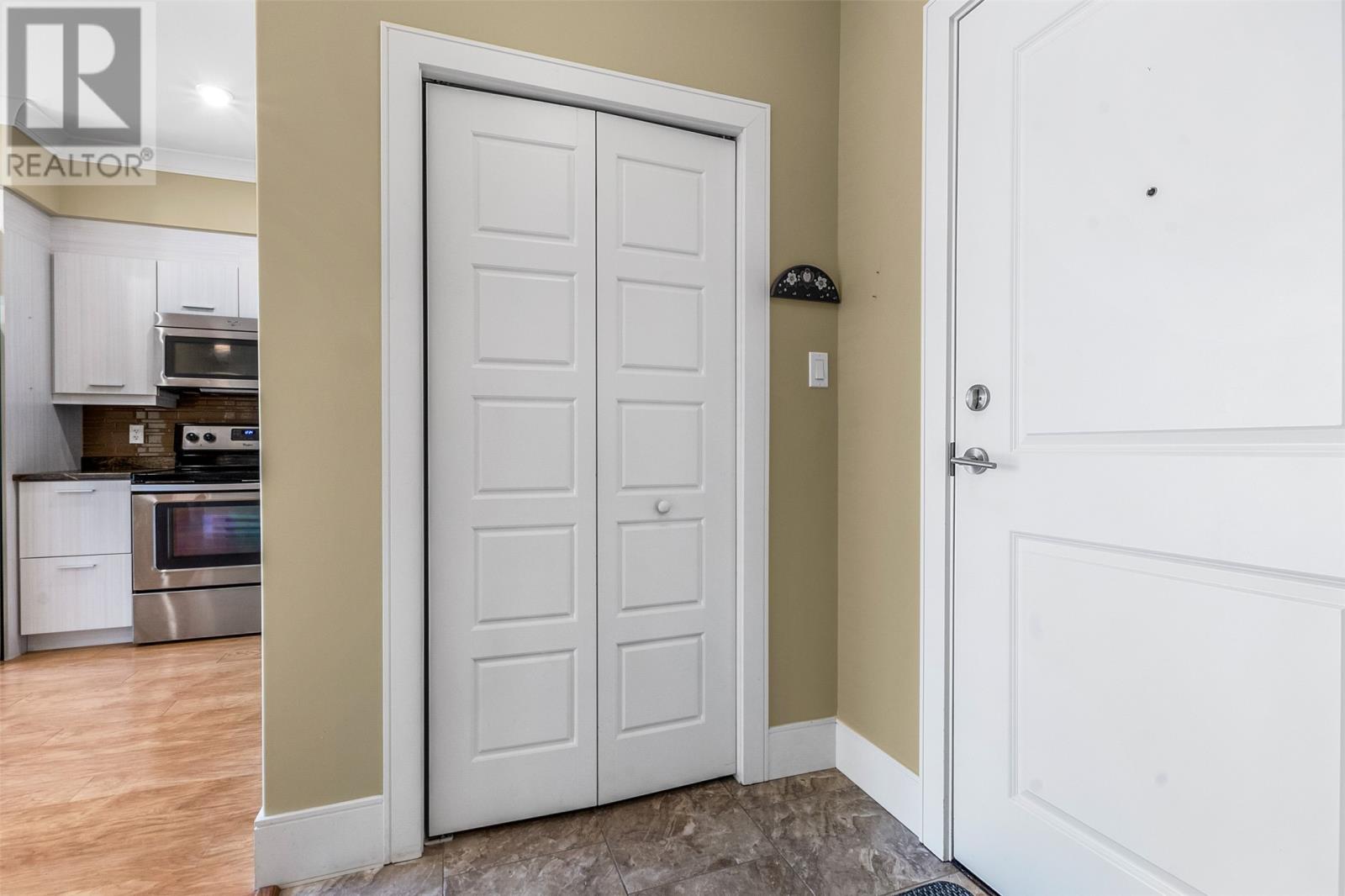 Unit 203 - 27 Rhodora Street thumbnail 23