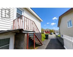 39 Donovan Street thumbnail 19