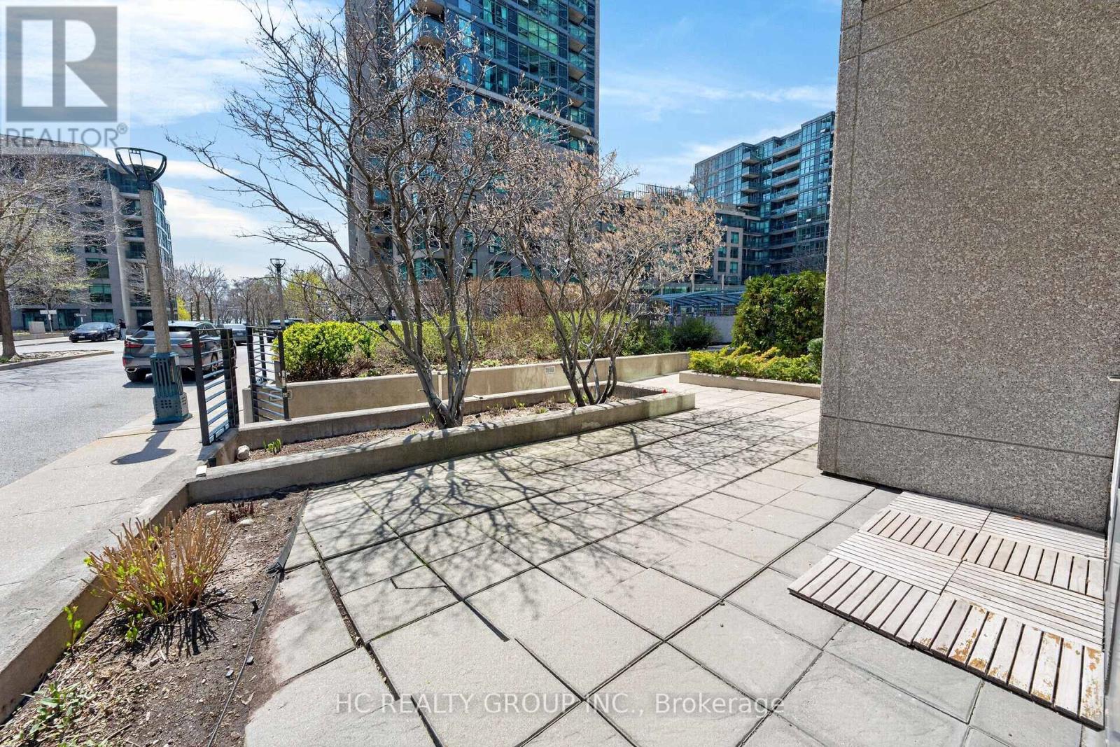 #121 231 FORT YORK BOULEVARD - 14