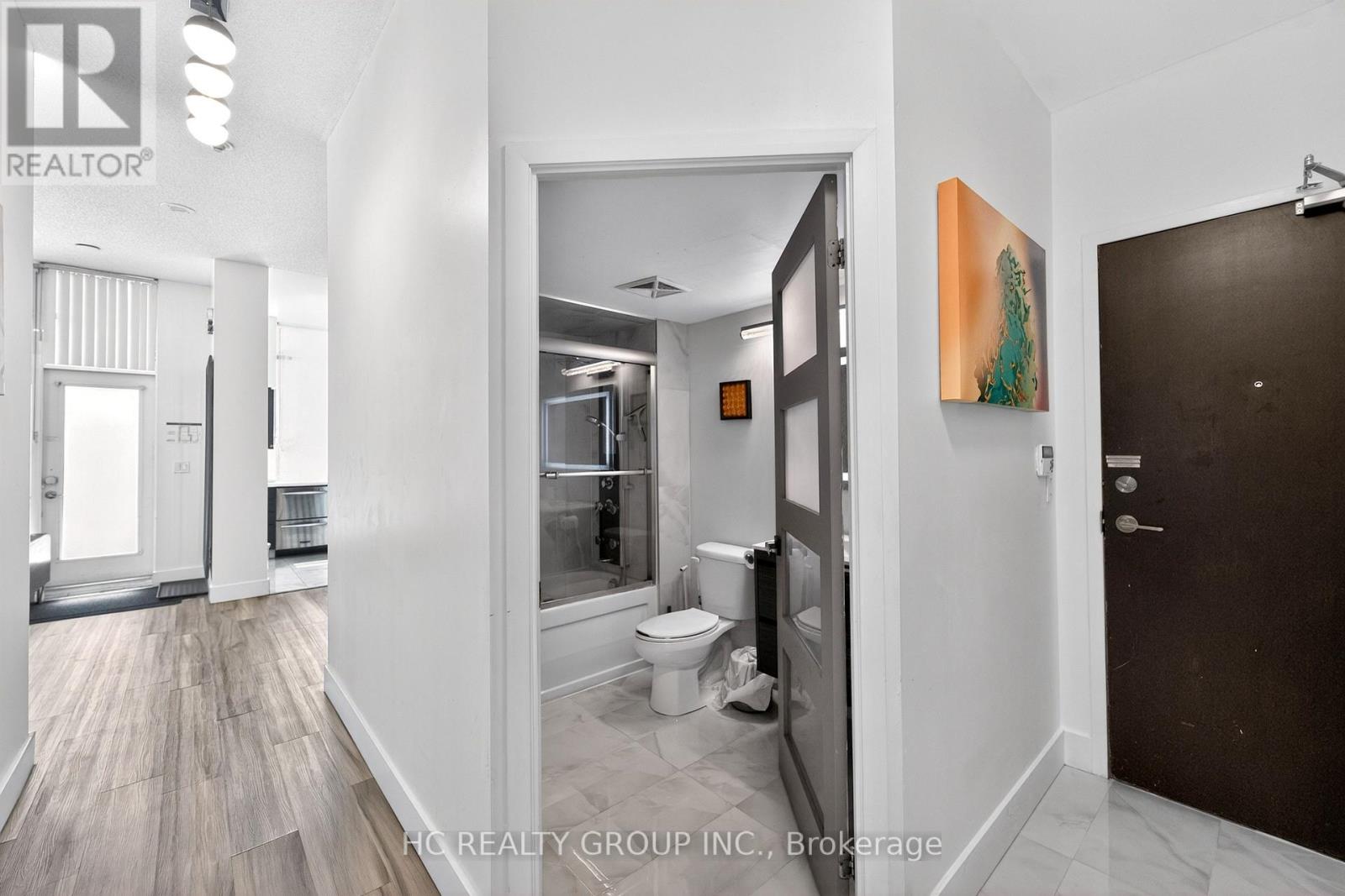 #121 231 FORT YORK BOULEVARD - 18