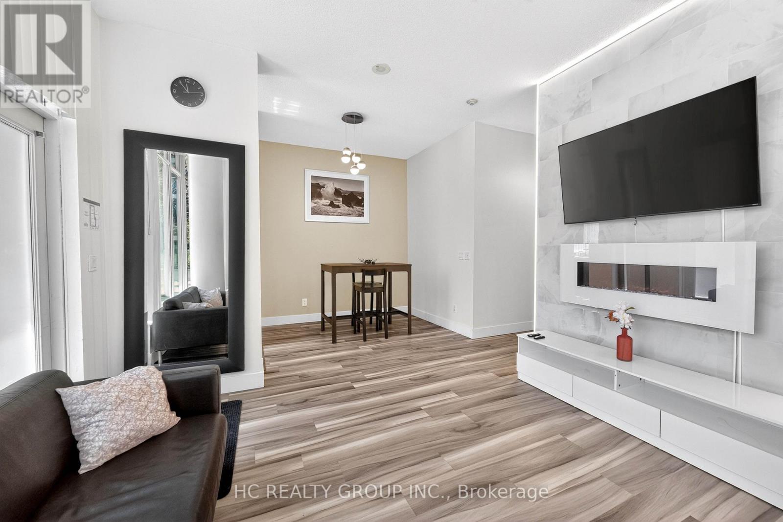 #121 231 FORT YORK BOULEVARD - 25