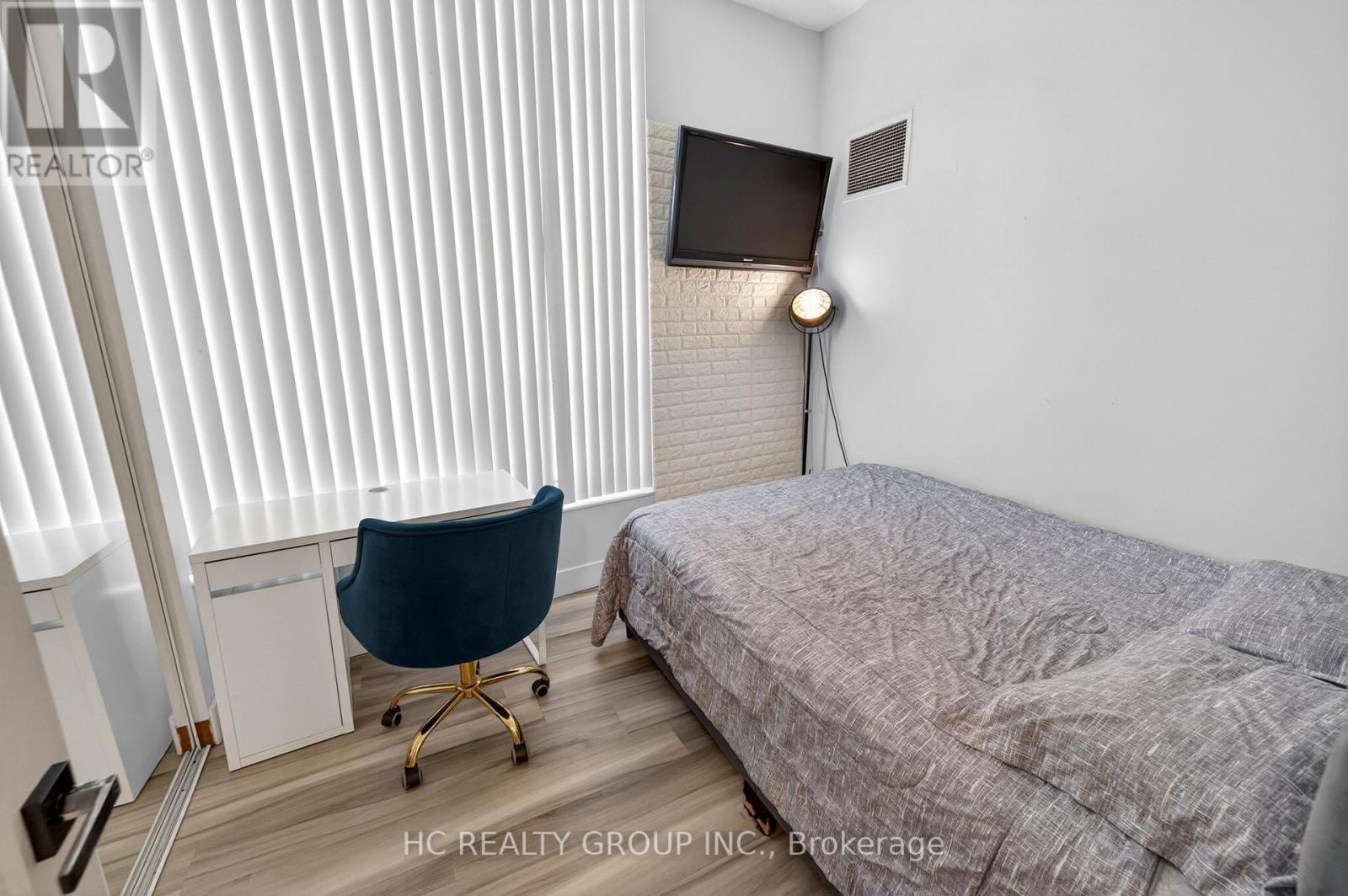 #121 231 FORT YORK BOULEVARD - 35