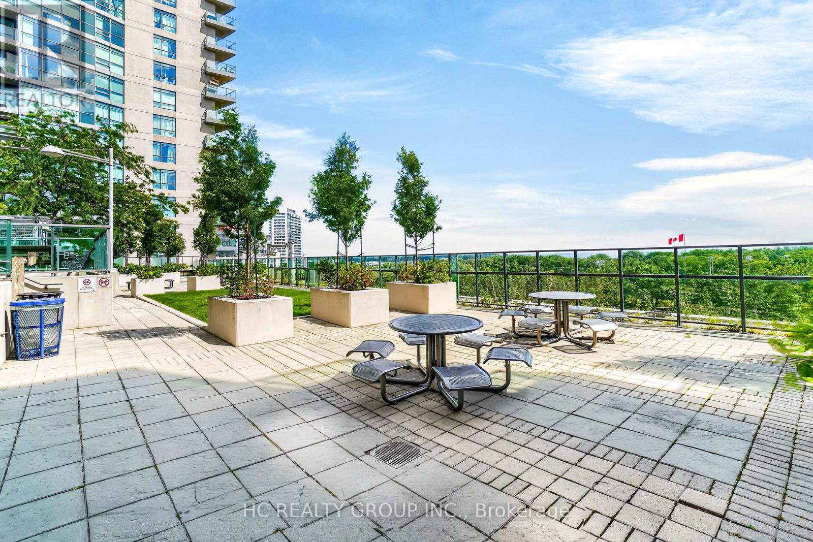 #121 231 FORT YORK BOULEVARD - 47