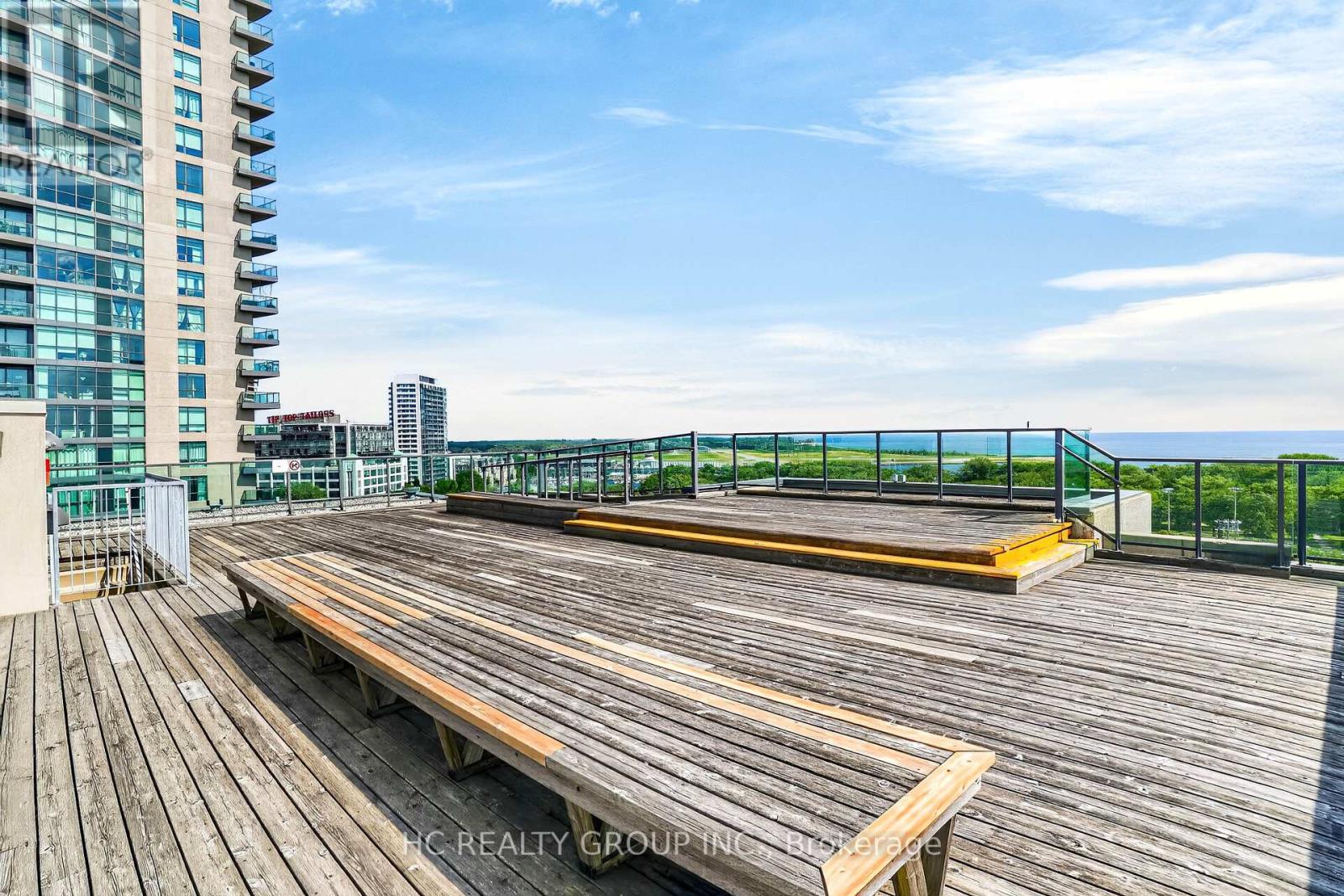 #121 231 FORT YORK BOULEVARD - 48