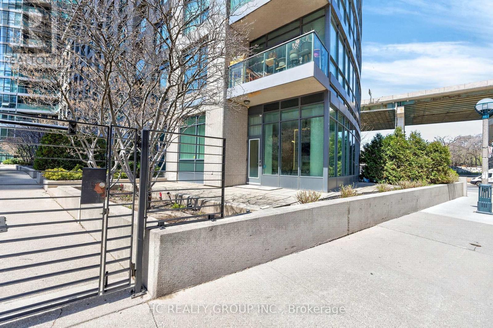 #121 231 FORT YORK BOULEVARD - 5