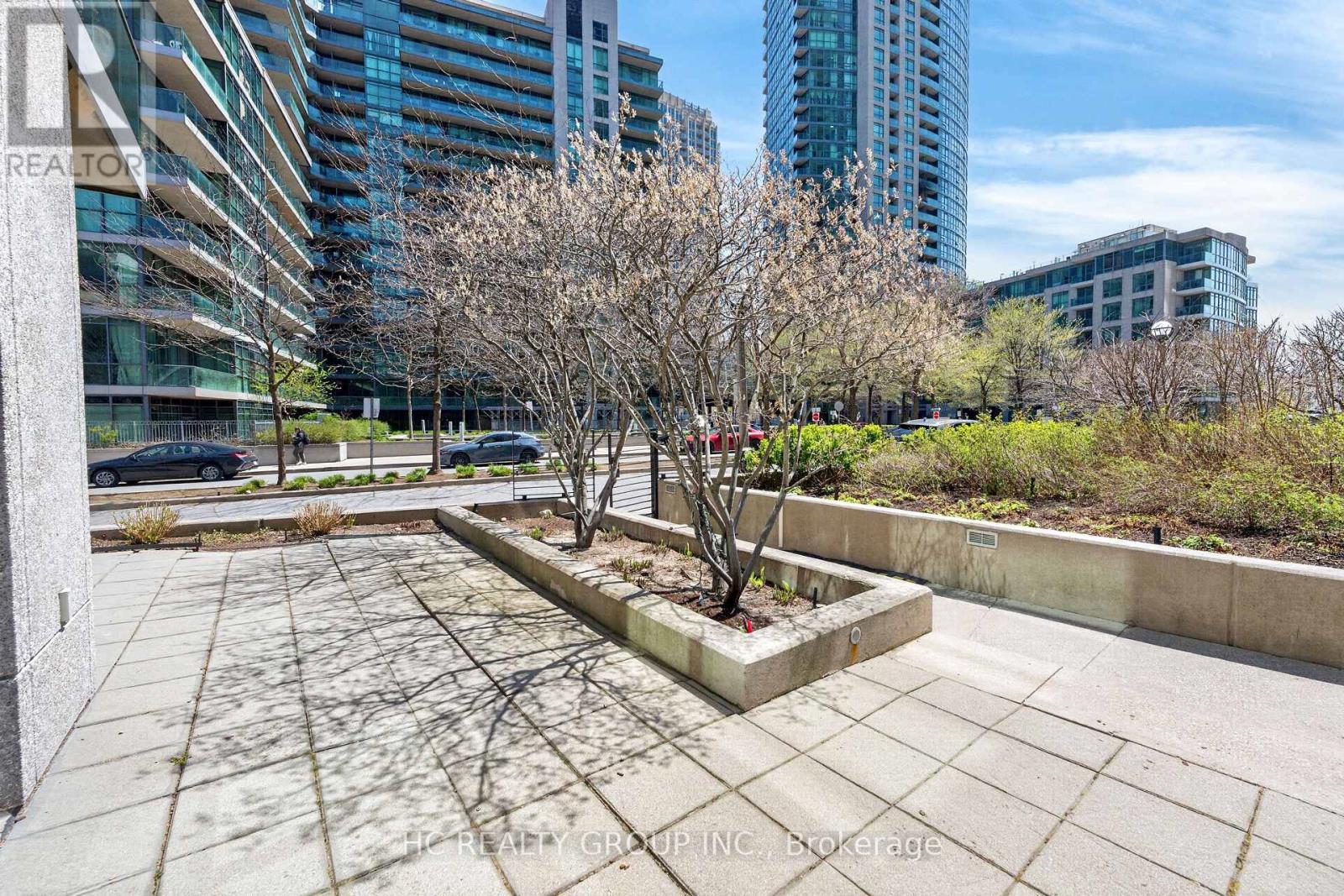 #121 231 FORT YORK BOULEVARD - 9