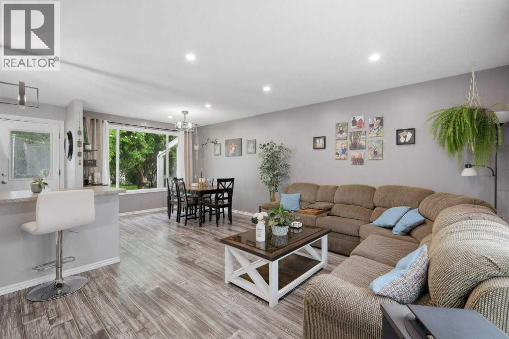 5632 48 Avenue — photo 7