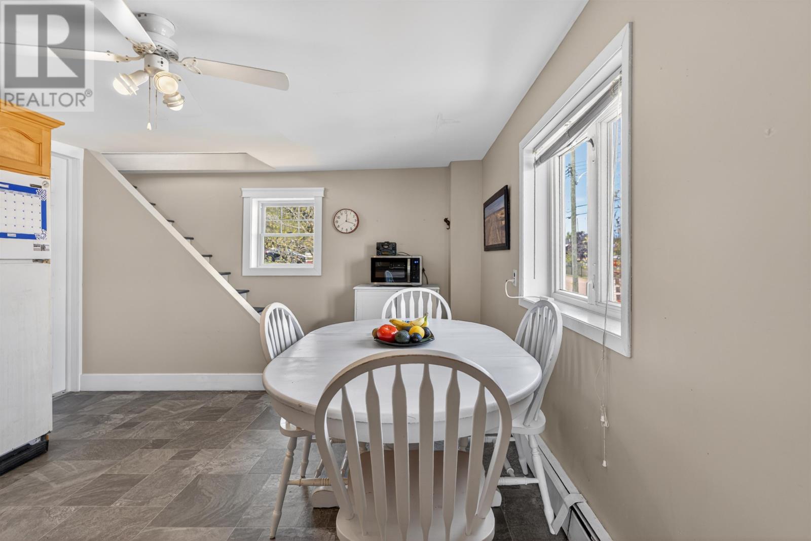 105 Riverside Drive - 13