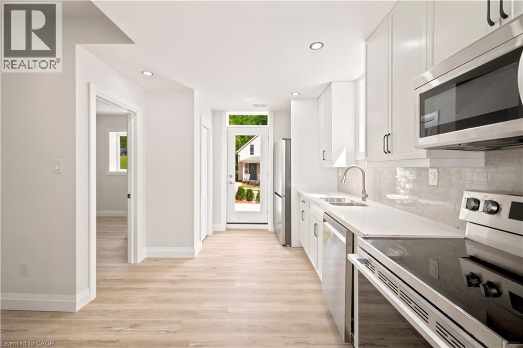 131 ST GEORGE Street - 22