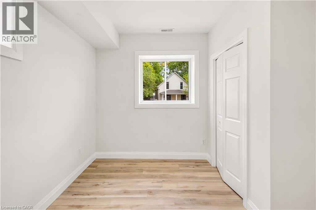 131 ST GEORGE Street - 27