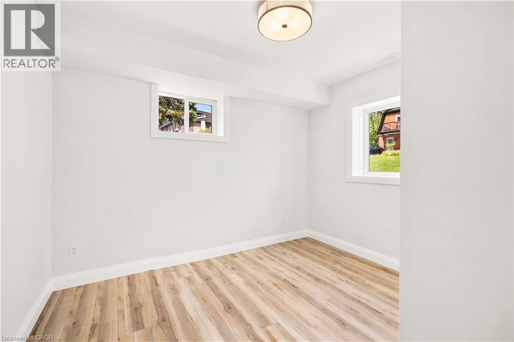 131 ST GEORGE Street - 28