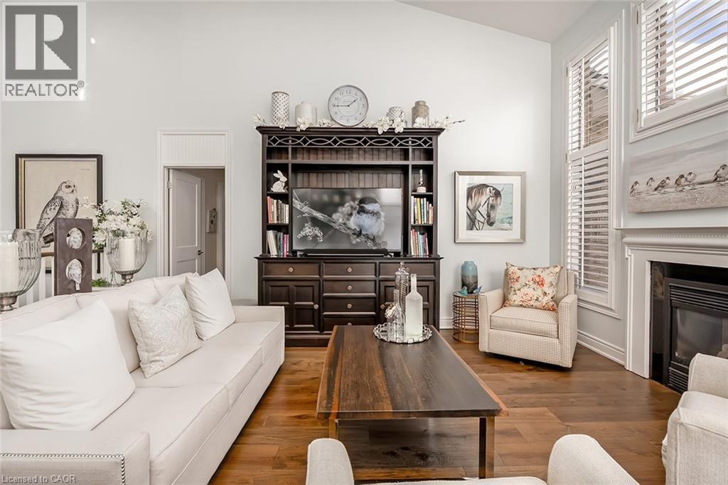 4252 SARAZEN Drive - 14