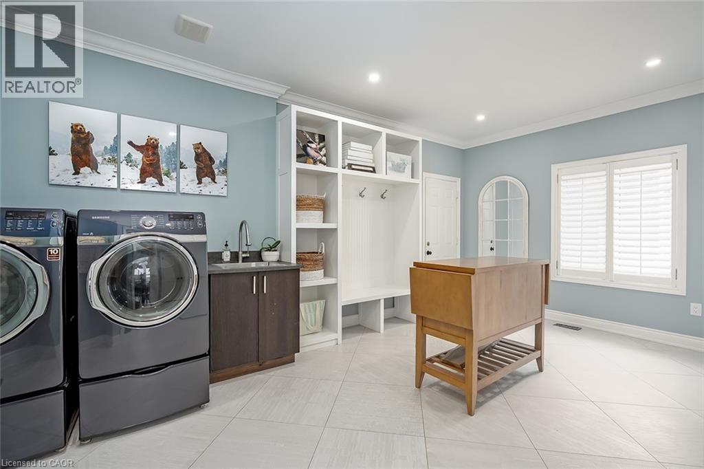 4252 SARAZEN Drive - 27
