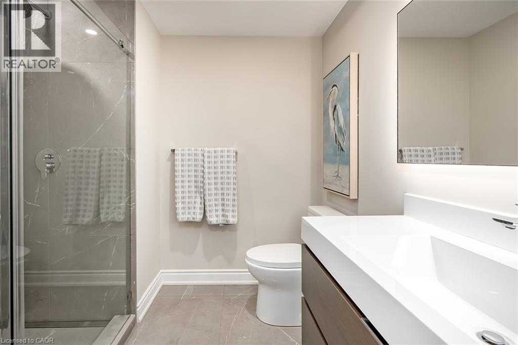 4252 SARAZEN Drive - 38