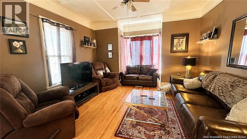 132 Broadway Street - 26