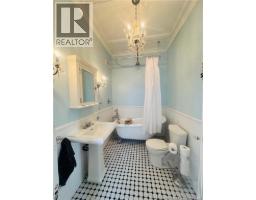 132 Broadway Street, photo 19