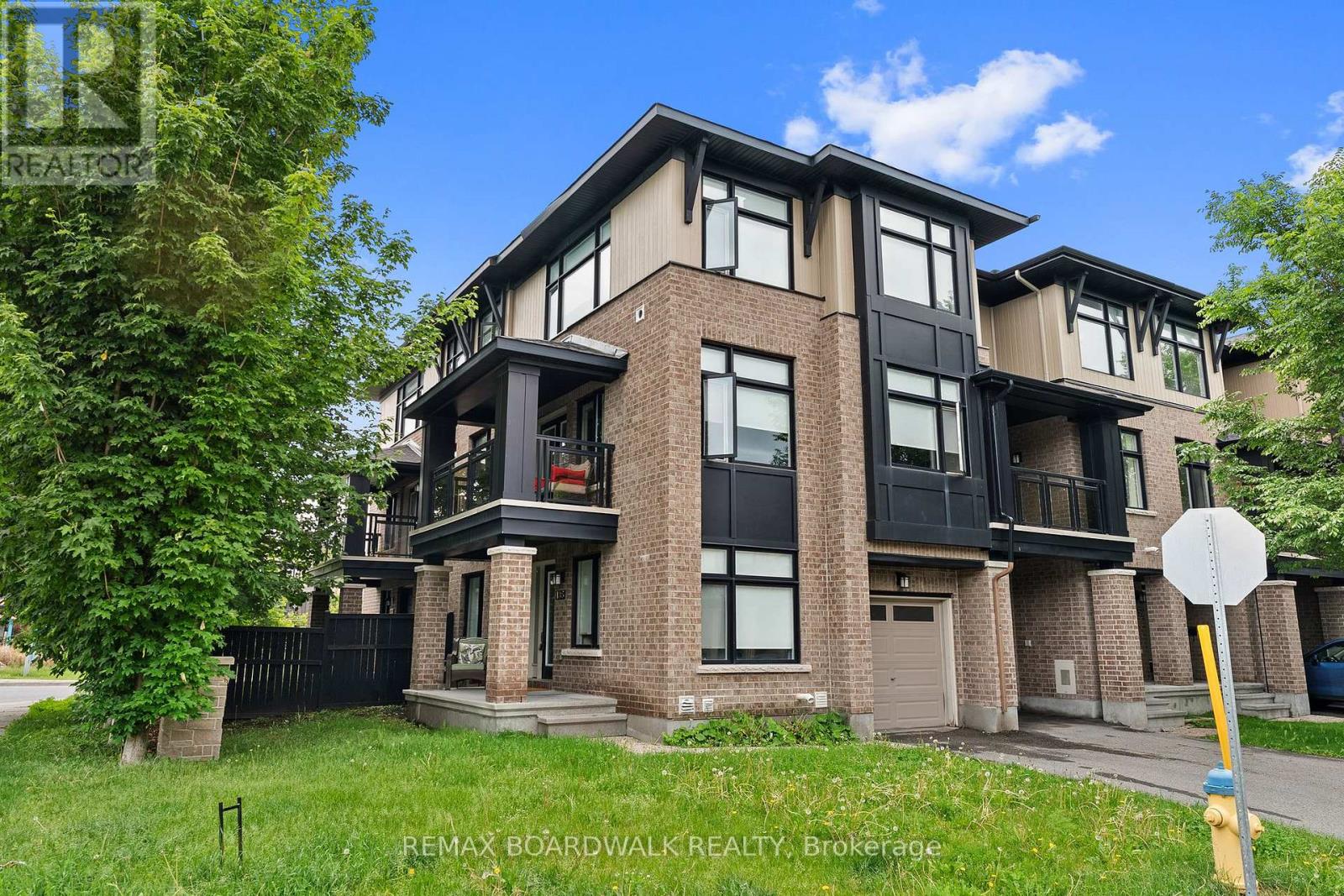 3 Bed, 4 Bath House for Sale in Ottawa – 135 WILD SENNA WAY, Ottawa – MLS# X12917244 - Image 27