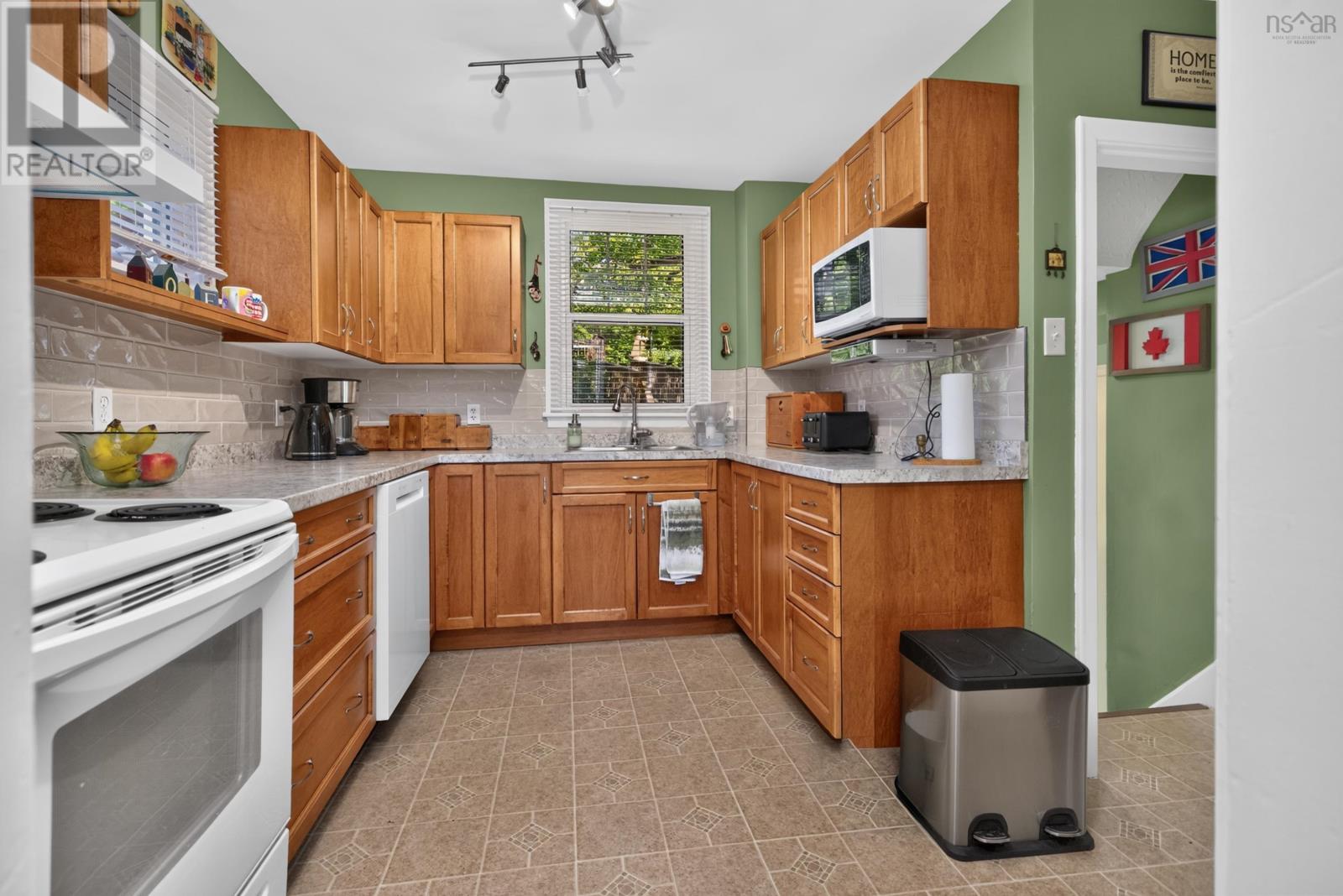 Property 31 of 45 of 48 Old Ferry Road