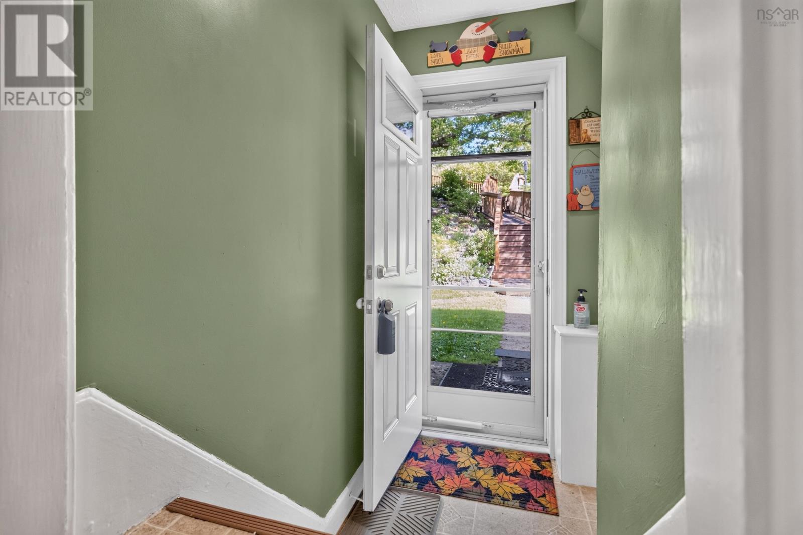 Property 33 of 45 of 48 Old Ferry Road