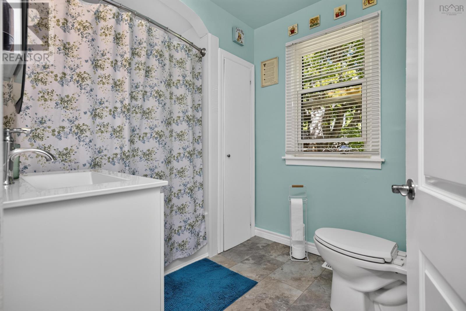 Property 38 of 45 of 48 Old Ferry Road