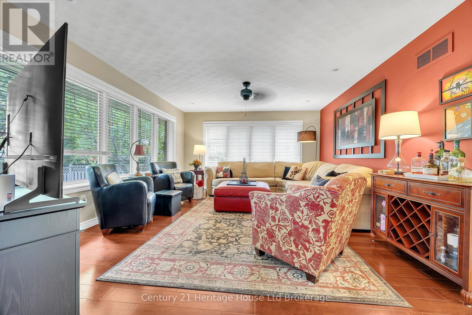 42 ALEXANDER AVENUE - 11