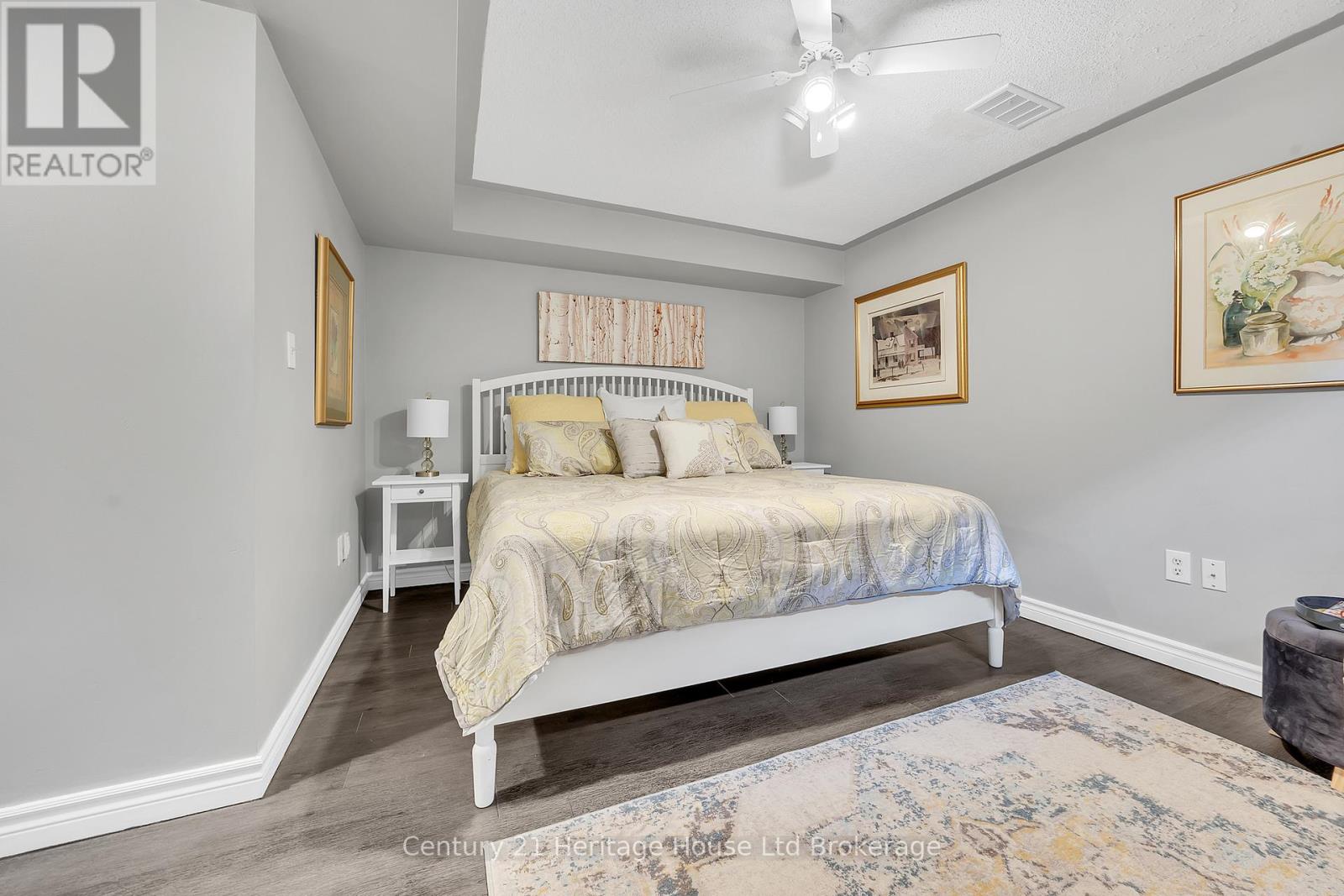 42 ALEXANDER AVENUE - 24