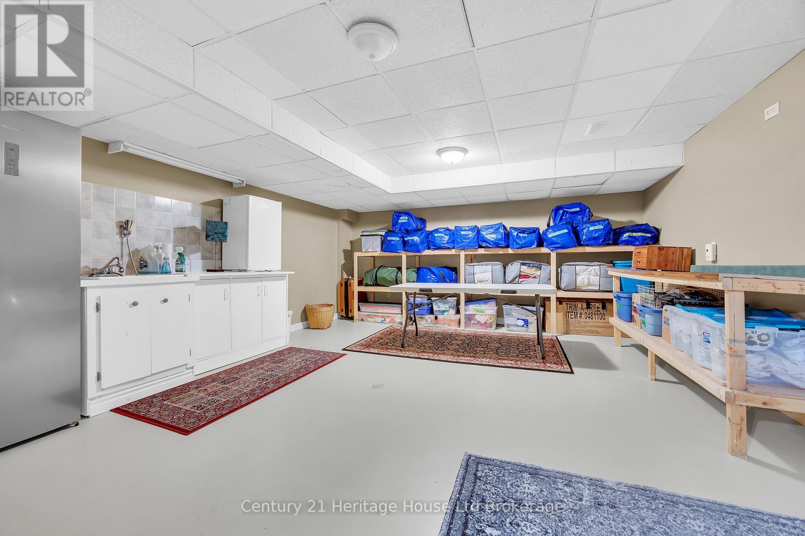 42 ALEXANDER AVENUE - 26