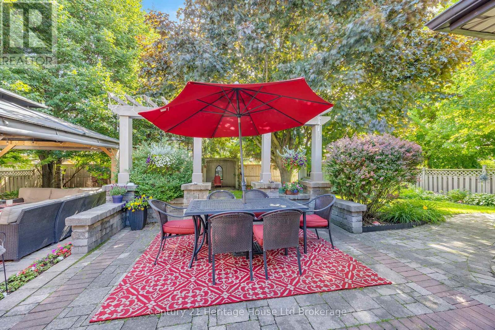 42 ALEXANDER AVENUE - 30