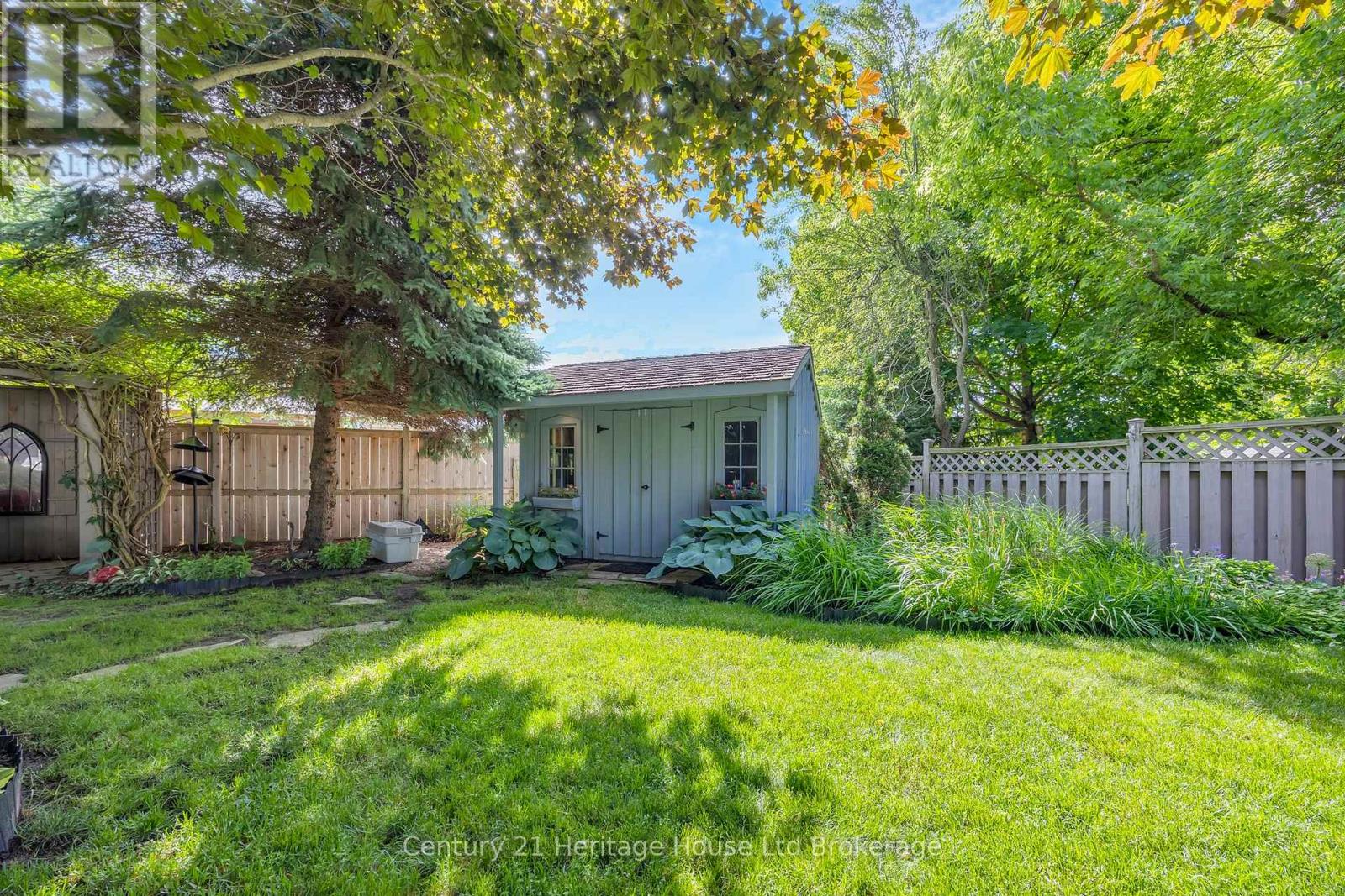 42 ALEXANDER AVENUE - 32