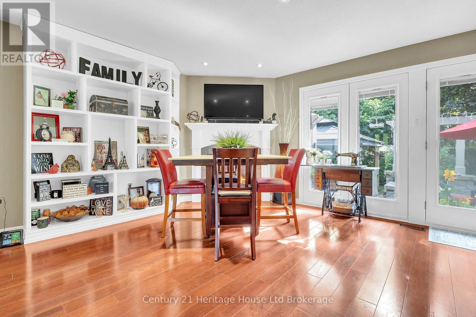 42 ALEXANDER AVENUE - 8