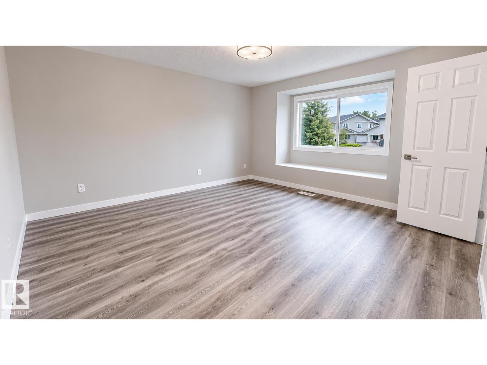 2 HAMPTON CT - 13