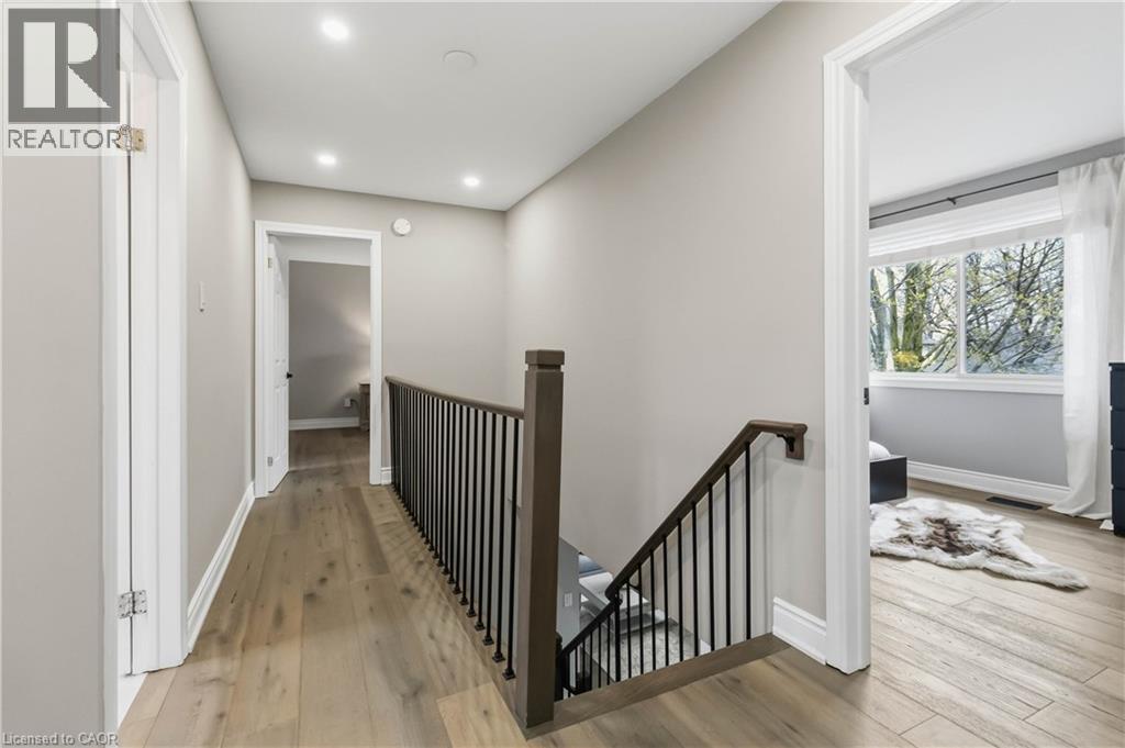 2485 WOBURN Crescent - 20