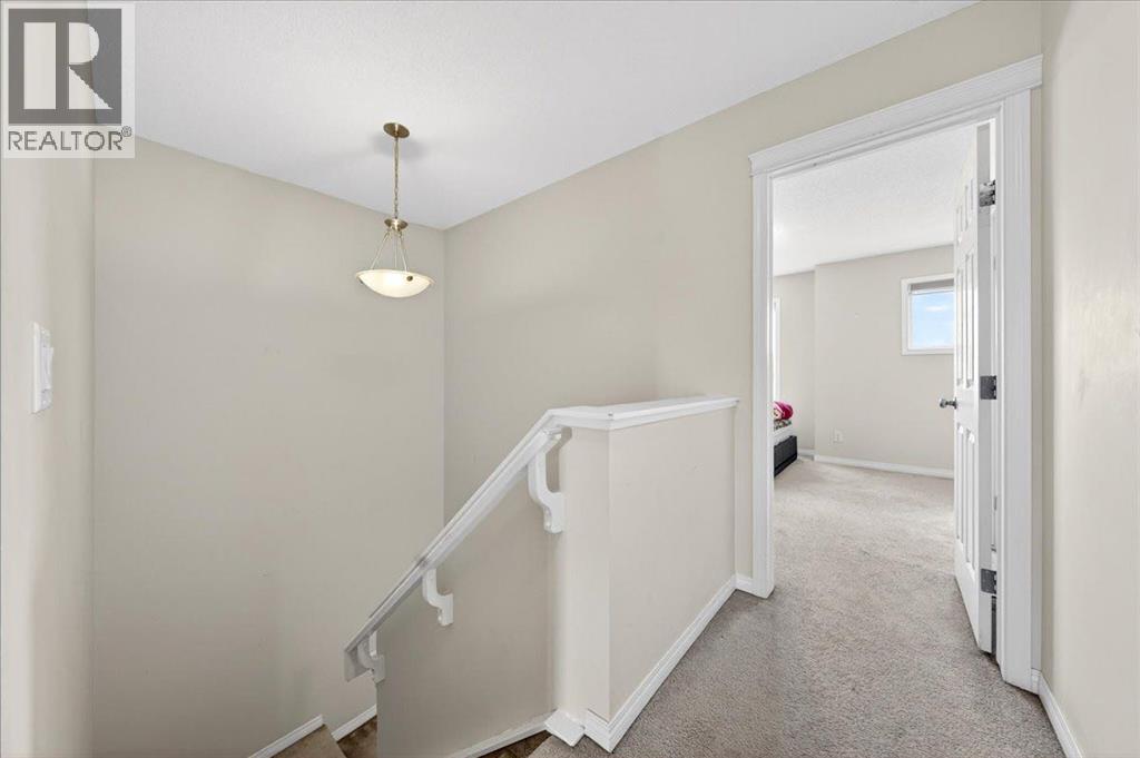 15 Savanna Parade — photo 21