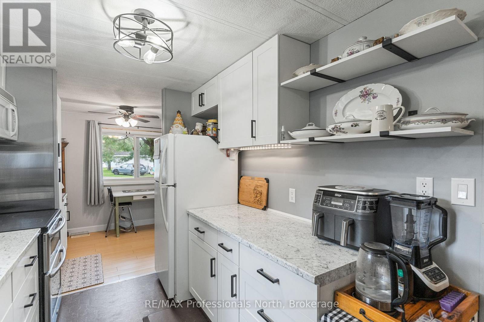 1077 EIGHTH LANE - 26