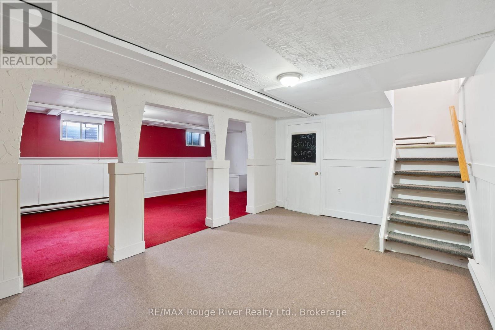 42 MEREDITH CRESCENT - 27